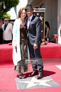 Erin Gray feet photo thumbnail