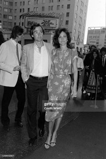 Erin Gray feet photo thumbnail