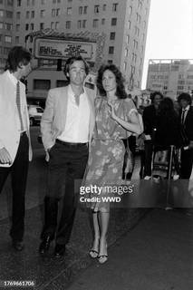 Erin Gray feet photo thumbnail