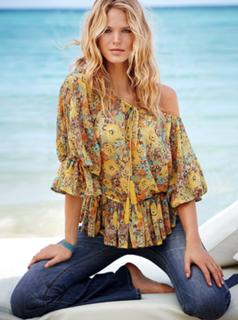 Erin Heatherton feet photo thumbnail