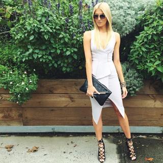 Erin Holland feet photo 15
