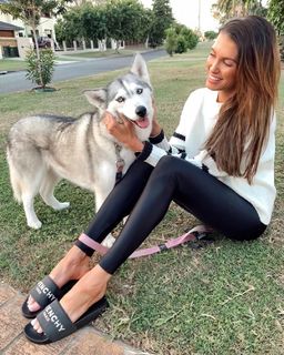 Erin Holland feet photo 10
