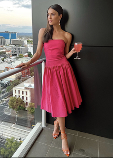 Erin Holland feet photo 8