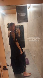 Erin Holland feet photo 4