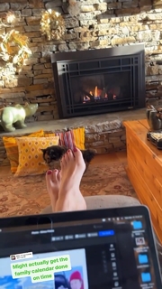 Erin Karpluk feet photo thumbnail