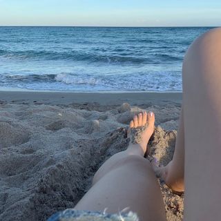 Erin Krakow feet photo 8