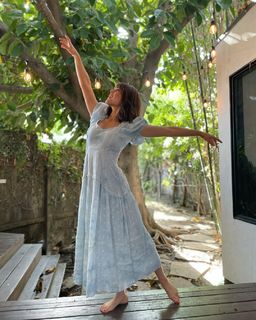 Erin Krakow feet photo 16