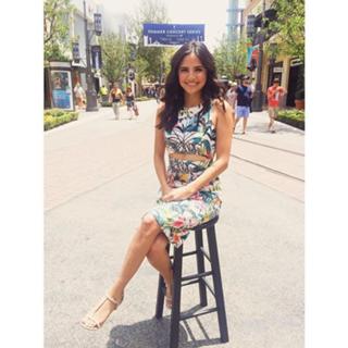 Erin Lim feet photo thumbnail