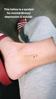 Erin Lim feet photo thumbnail