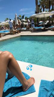 Erin Lim feet photo thumbnail