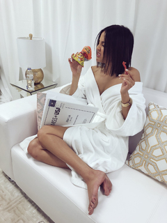 Erin Lim feet photo thumbnail