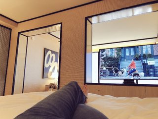 Erin Lim feet photo thumbnail