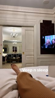 Erin Lim feet photo thumbnail