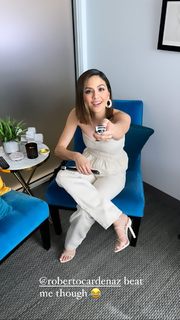 Erin Lim feet photo thumbnail