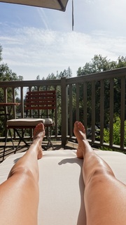 Erin Lim feet photo thumbnail