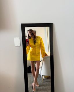 Erin Lim feet photo thumbnail