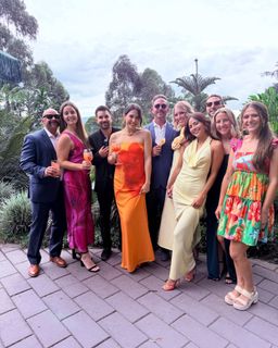 Erin Lim feet photo thumbnail