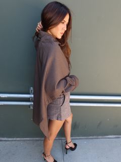 Erin Lim feet photo thumbnail