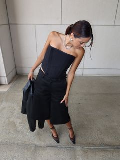 Erin Lim feet photo thumbnail