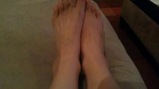 Erin Marie Hogan feet photo 7