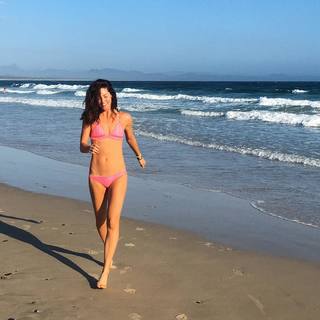 Erin McNaught feet photo 7