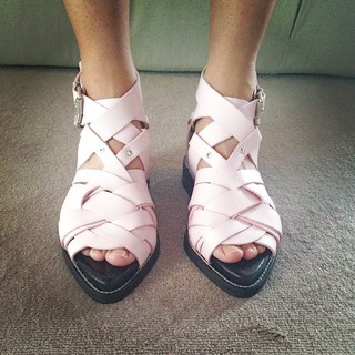 Erin McNaught feet photo 4