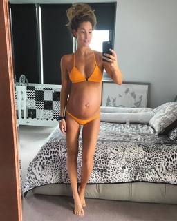 Erin McNaught feet photo 12