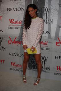 Erin McNaught feet photo 11