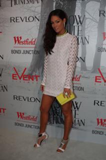 Erin McNaught feet photo 10