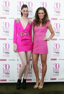 Erin McNaught feet photo 6