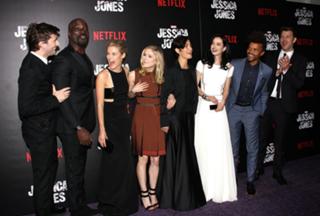 Erin Moriarty feet photo thumbnail