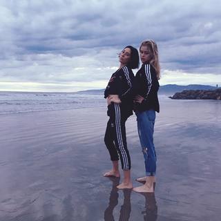 Erin Moriarty feet photo thumbnail