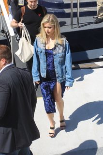 Erin Moriarty feet photo thumbnail