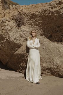 Erin Moriarty feet photo thumbnail