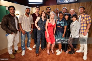 Erin Moriarty feet photo thumbnail