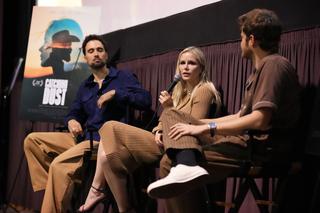 Erin Moriarty feet photo thumbnail