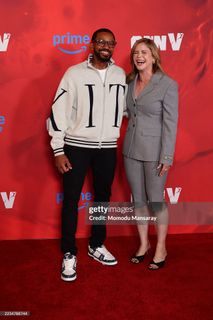 Erin Moriarty feet photo thumbnail