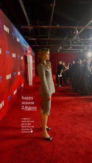 Erin Moriarty feet photo thumbnail