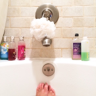 Erin Napier feet photo 4