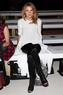 Erin Richards feet photo thumbnail