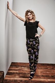 Erin Richards feet photo thumbnail