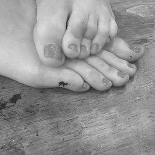 Erin Richards feet photo thumbnail