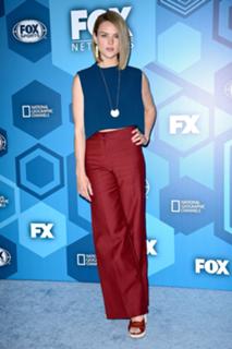Erin Richards feet photo thumbnail