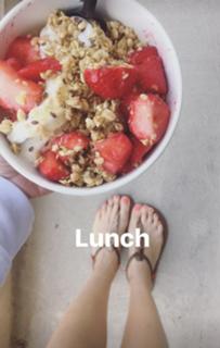 Erin Robinson feet photo 8