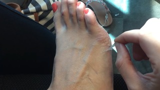 Erin Robinson feet photo 8