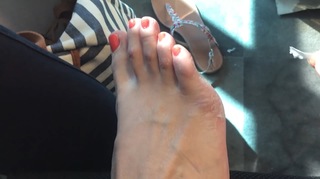 Erin Robinson feet photo 7