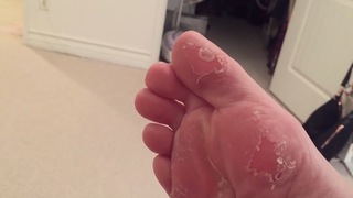 Erin Robinson feet photo 6