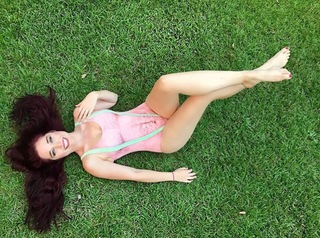 Erin Robinson feet photo 3