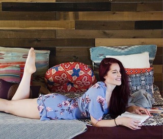 Erin Robinson feet photo 4