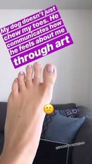 Erin Robinson feet photo 3